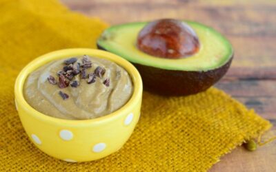 Mousse al cioccolato fondente e avocado