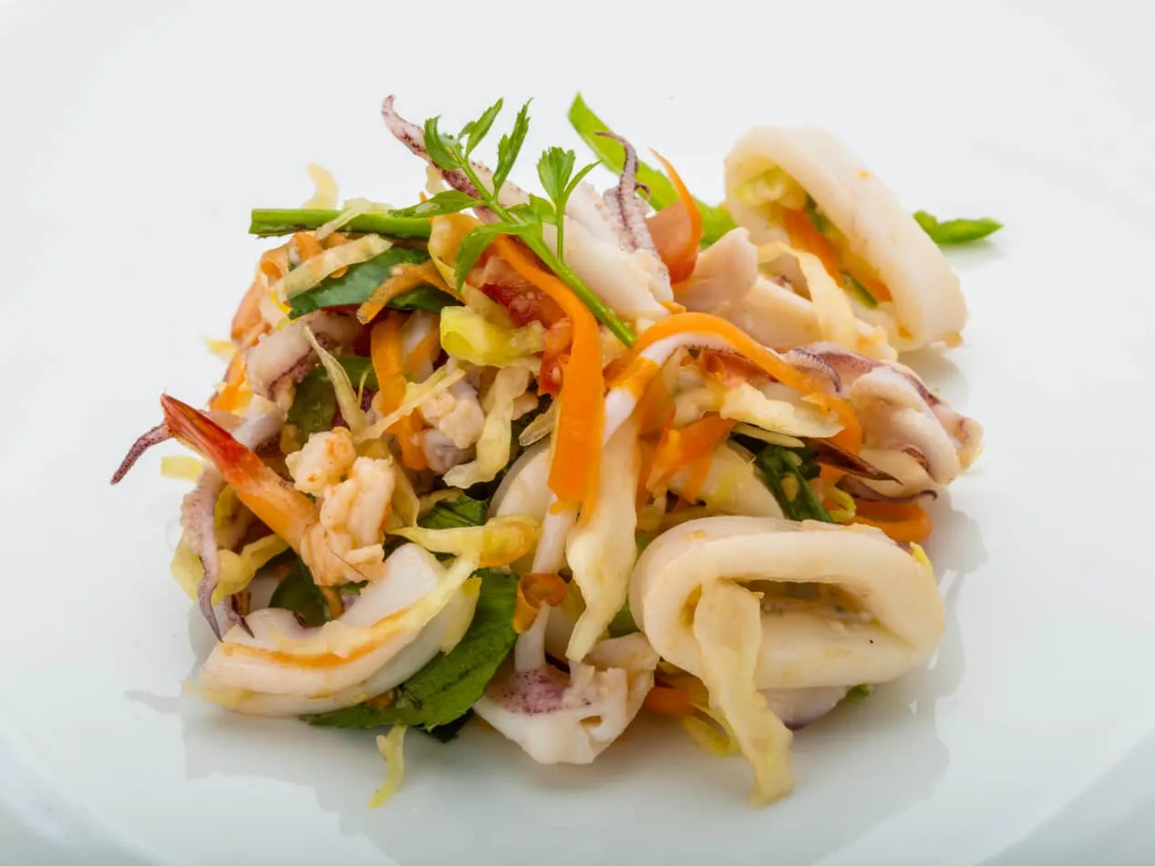 insalata di mare con totani insalata di mare con totani