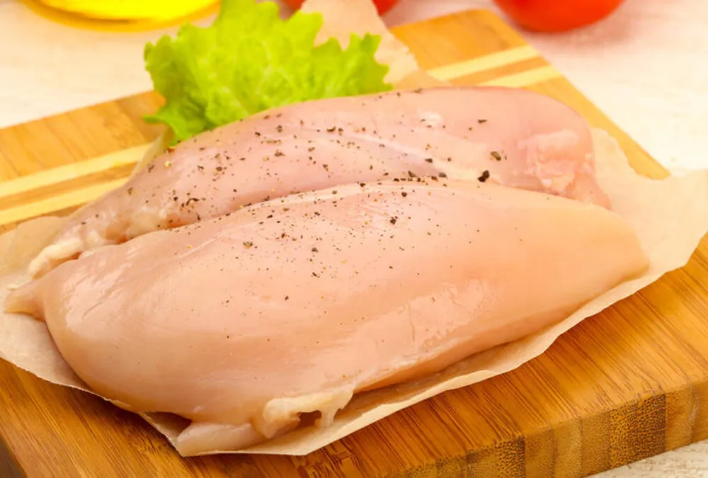 Petto di pollo con salsa alla salvia